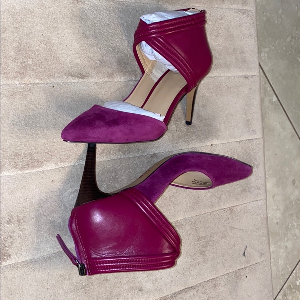 Size 7 Damian Berlea